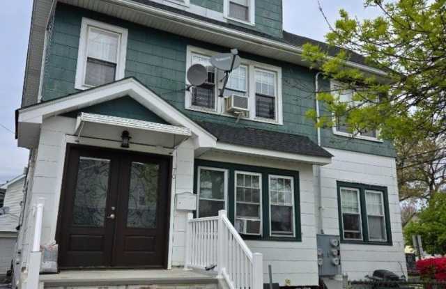 70 Overlook Ave photos photos