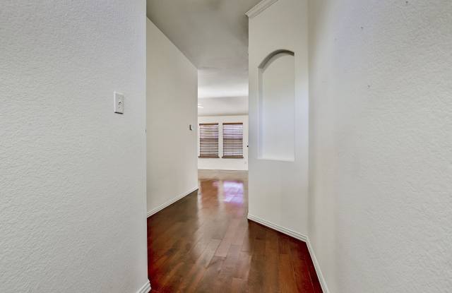 2853 Cascade Cove Drive Gallery 4