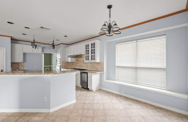 4605 Hinton Drive Gallery 2