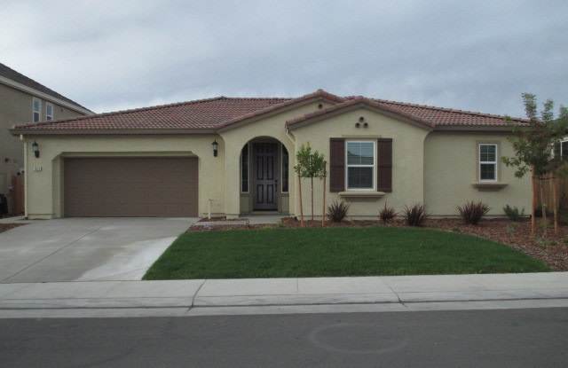 Whitney Ranch area 4 bedroom Gallery 1