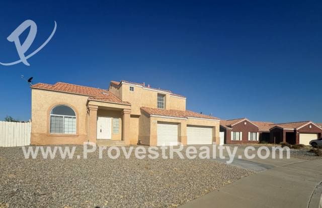 4 Bed, 2.5 Bath Victorville Home!!! - 12456 Squaw Valley Lane, Victorville, CA 92395