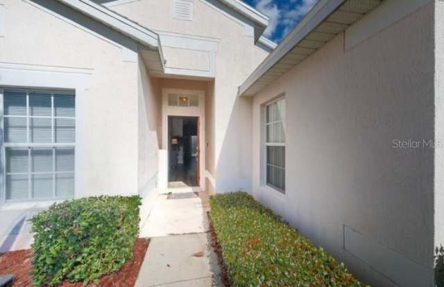 8121 FAN PALM Way Gallery 3