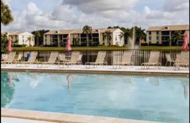 1105 Green Pine Blvd photos photos