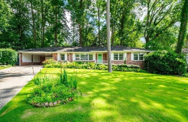 2038 Akin Drive NE photos photos