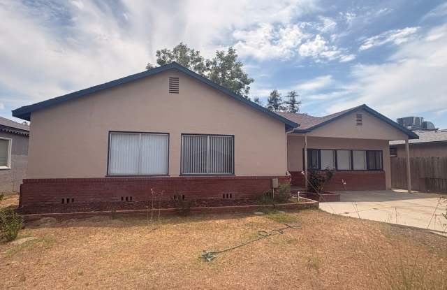 Beautiful newly remolded home for rent in Tulare, Ca Gallery 3