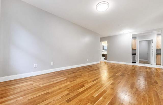 65 Fort Washington Avenue Gallery 3