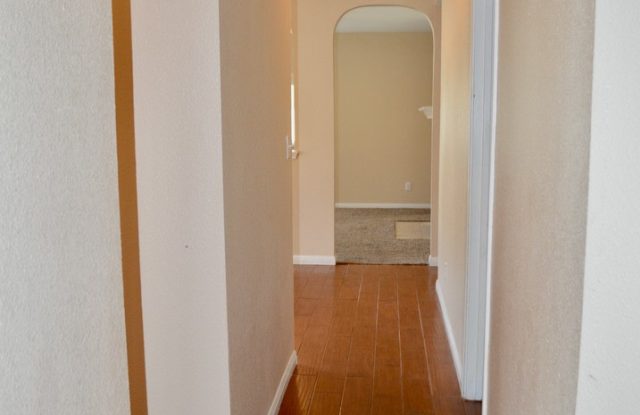 Beautiful 3/2 , located in Arborstone photos photos