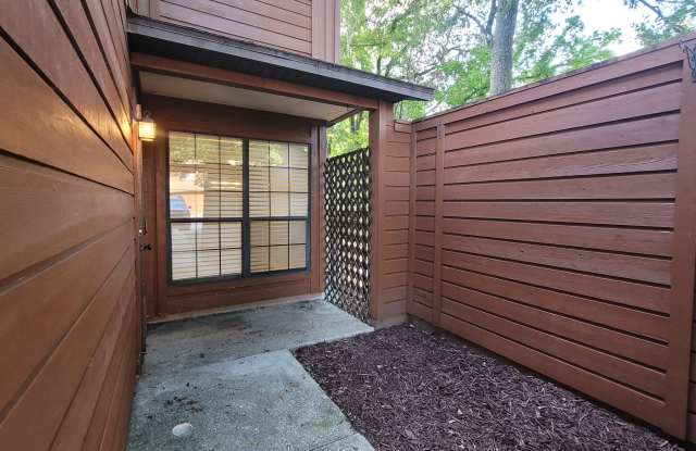 819 Southwest 57 Terrace - 1 Gallery 2
