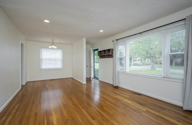 649 Mitchell Avenue Gallery 4