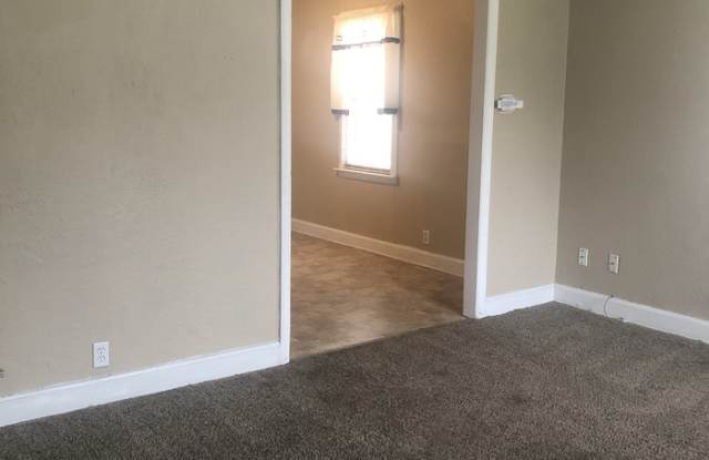 5521 Hardesty Avenue Gallery 3