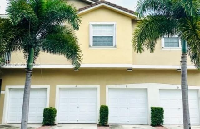 102 Lighthouse Cir - 102 Lighthouse Circle, Tequesta, FL 33469