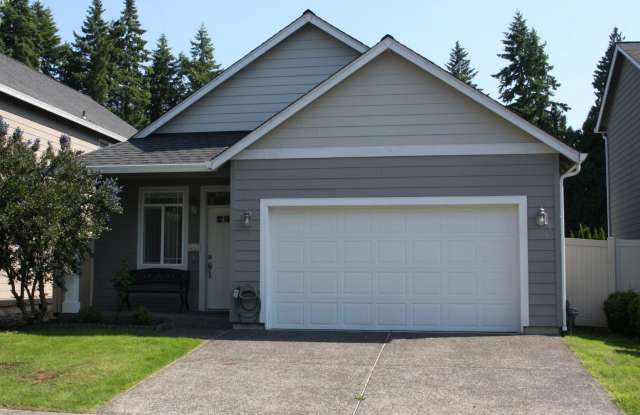 Bright & Welcoming 3-Bedroom Home in Ridgefield — Available Now photos photos