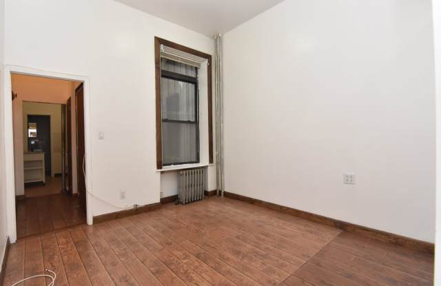 8 West 119th Street Gallery 3