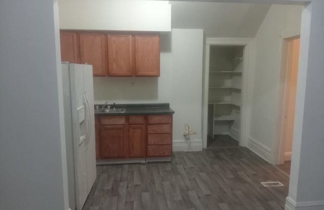 2334 West National Avenue photos photos