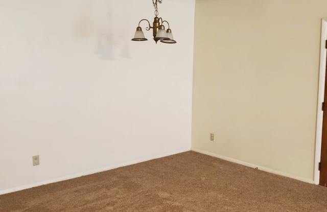 1857-03 Tryon Drive Gallery 3