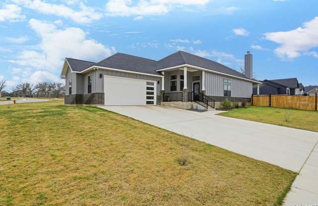 141 woodbridge photos photos