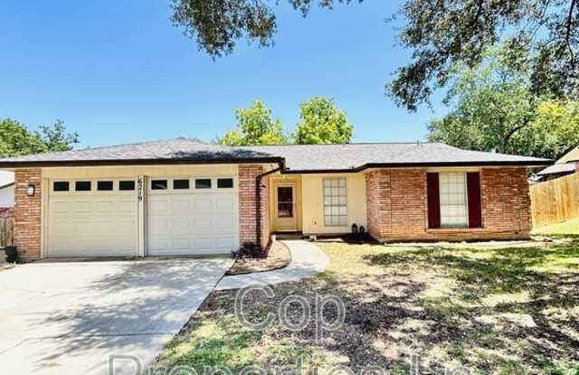 6219 Sun Hollow - 6219 Sun Hollow, Leon Valley, TX 78238