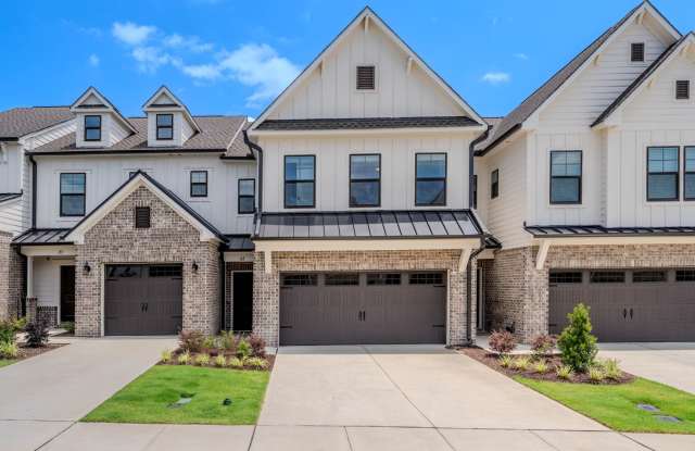 Spacious 3BR Townhome in North District photos photos