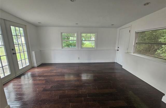 26 LAKE COURT Loop Gallery 4