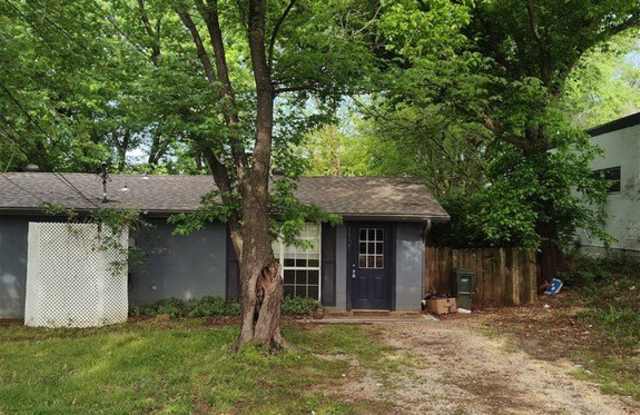 1121 S West Avenue photos photos