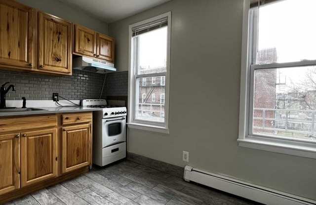 145 Lake Avenue Gallery 3