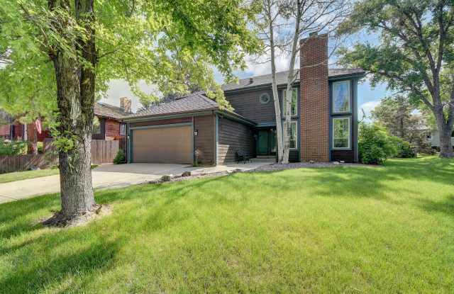 5462 S Ventura Ct - 5462 South Ventura Court, Centennial, CO 80015