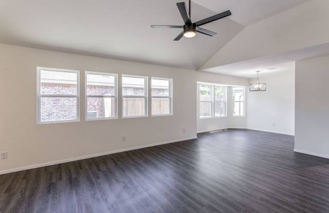 17009 Ardisia Drive Gallery 3