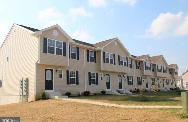124 BAY HILL LANE photos photos
