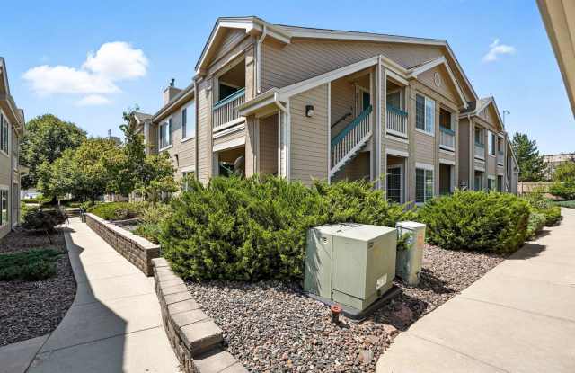 Immaculate Updated 2-Bedroom, 2-Bath Ground-Level Condo in Broomfield - Miramonte Ranch photos photos