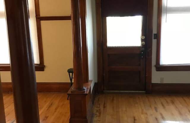 123 Wayzata St. Gallery 3