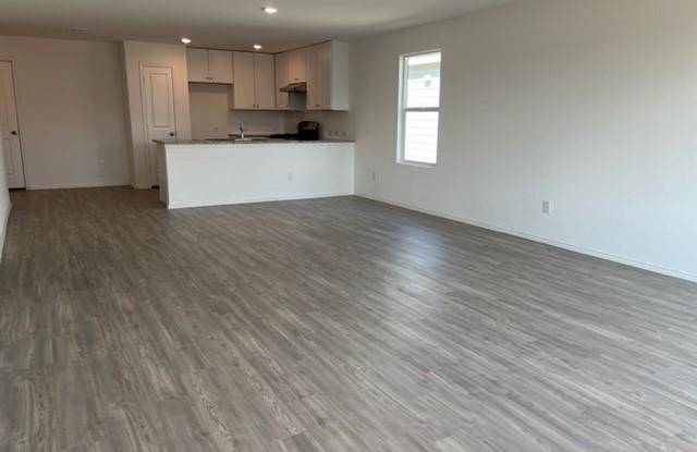 2855 Rosefinch Gallery 3