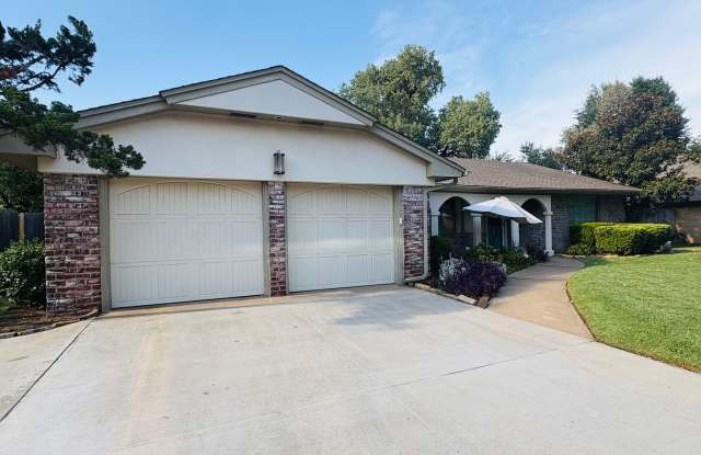Your Next Chapter Comes With a Pool | 3BR/2BA | The Village Gallery 3