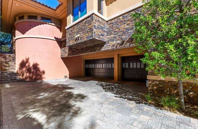 2 Castle Oaks Court Gallery 4