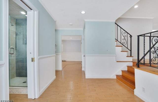 3 Ferndale Dr Gallery 3