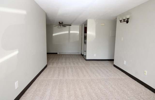 132 OAK MANOR PLACE - 132 Oak Manor Place, Allegheny County, PA 15235
