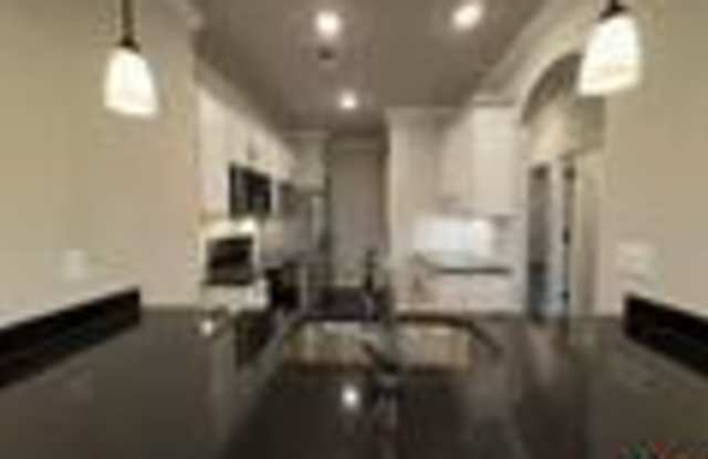 4309 Lennox Court - 55 Gallery 2