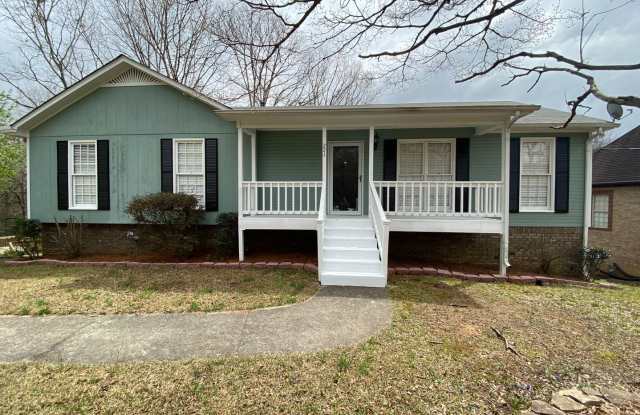 Home for rent in Trussville! Available to View with a 48 Hour Notice! Gallery 1