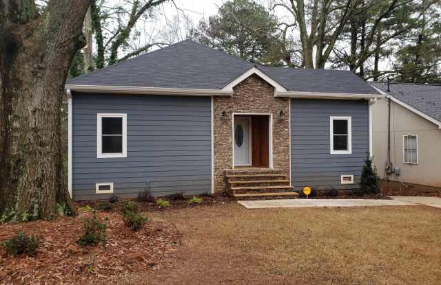 440 Ashburton Avenue Gallery 4