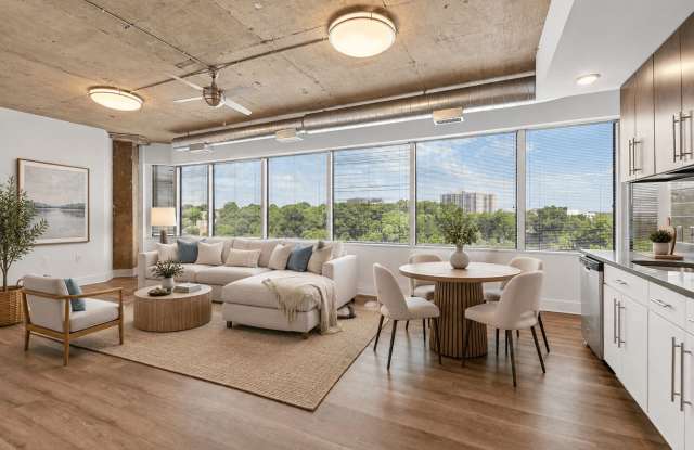 E-lofts Gallery 3