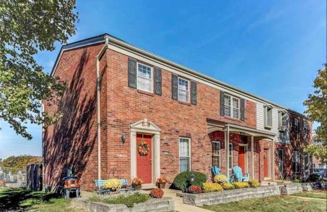 1210 Clarkson Court Gallery 2