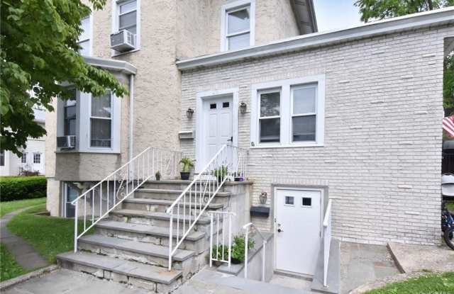 10 Storm Street - 10 Storm Street, Dobbs Ferry, NY 10522