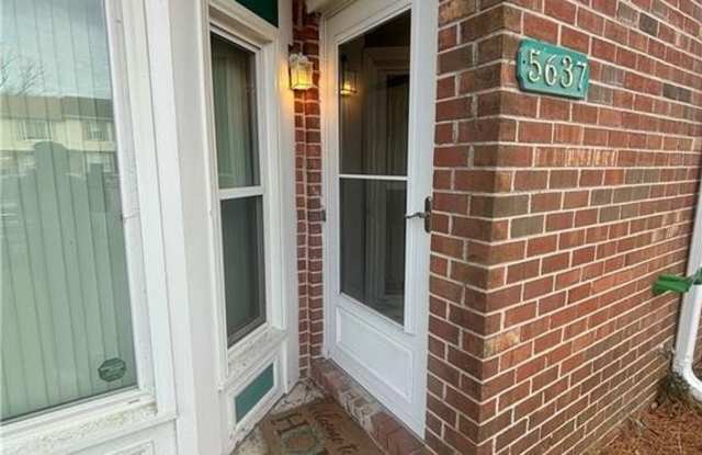 5637 Picadilly Lane photos photos