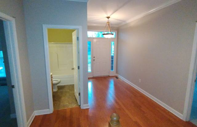 1308 Decatur Circle - 1 Gallery 2