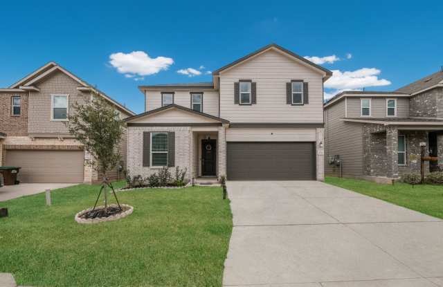 Comfort Meets Convenience in a Well-Located Home photos photos