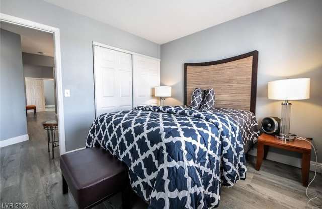 3833 Via Lucia Drive photos photos