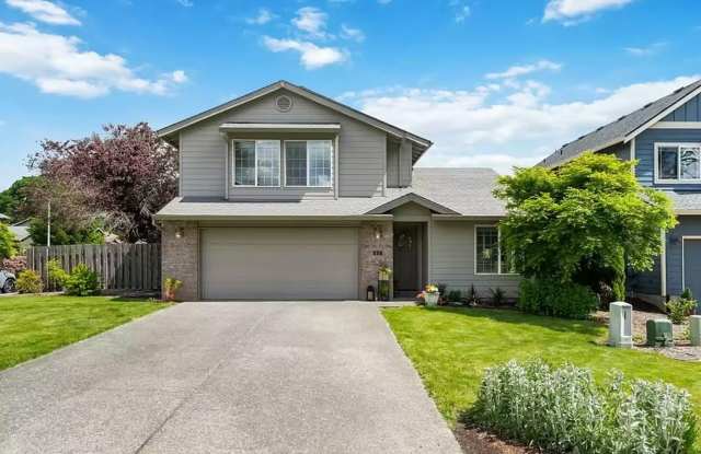 Furnished 3 Bedroom. 2.5 Bath Home in Dundee- Short Term Lease Options Available photos photos Furnished 3 Bedroom. 2.5 Bath Home in Dundee- Short Term Lease Options Available photos photos