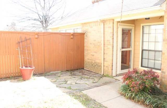 915 Azalia Drive Gallery 4