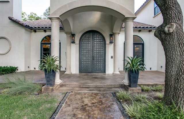 4512 Bluffview Boulevard Gallery 3