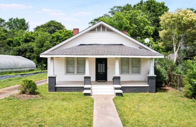 Updated West End Cottage Gallery 4