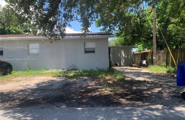 900 NW 17th Ave - 900 Northwest 17th Avenue, Fort Lauderdale, FL 33311